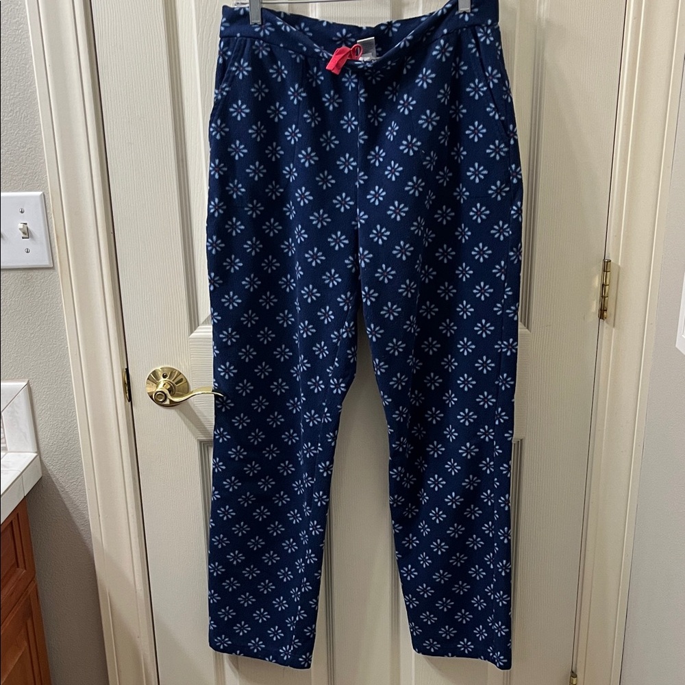 WinterSilks Women's Navy Patterned Pajama Pants EUC - tried on once.